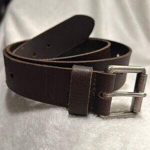Dickies genuine thick leather brown belt, very good condition size 36